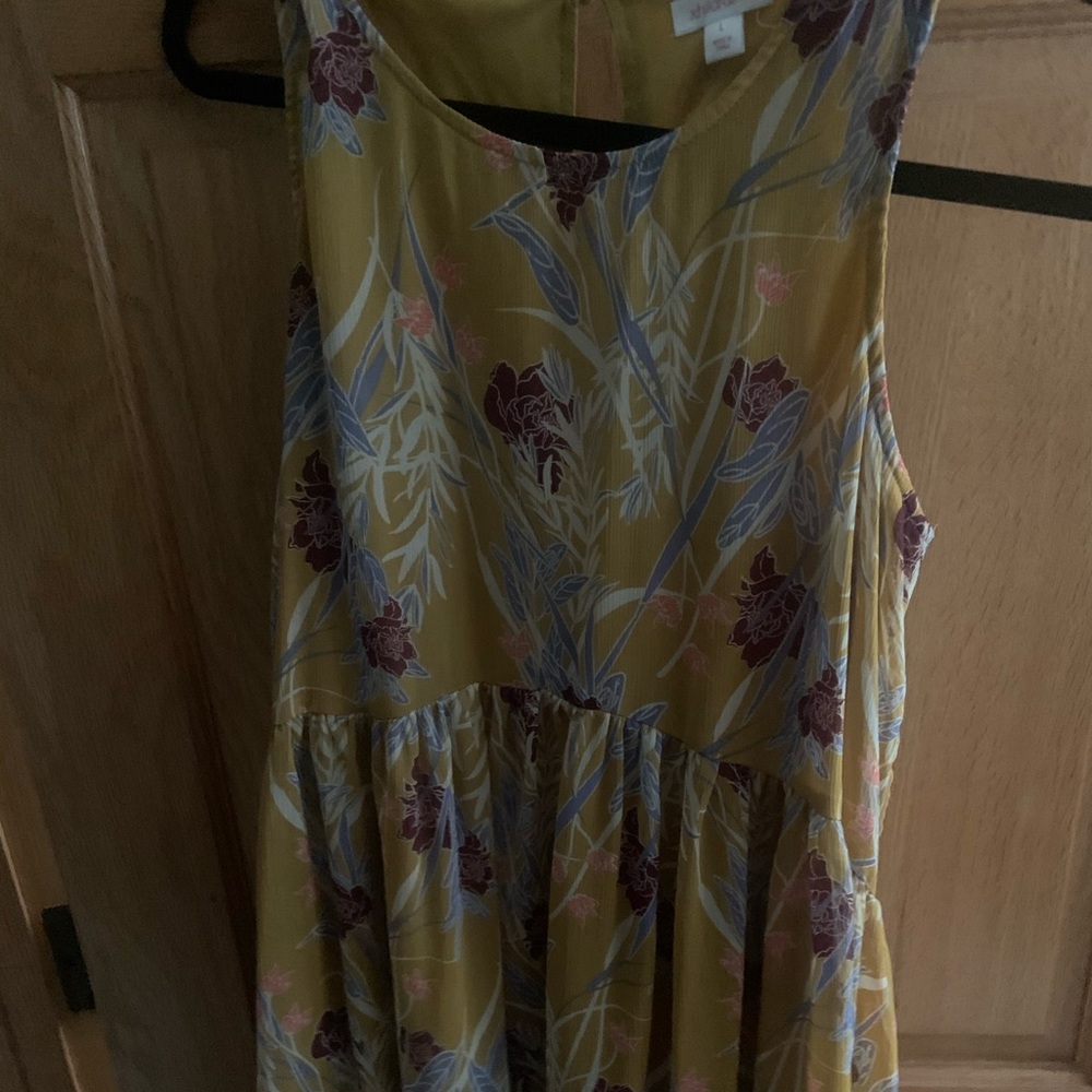 Lightweight casual dress